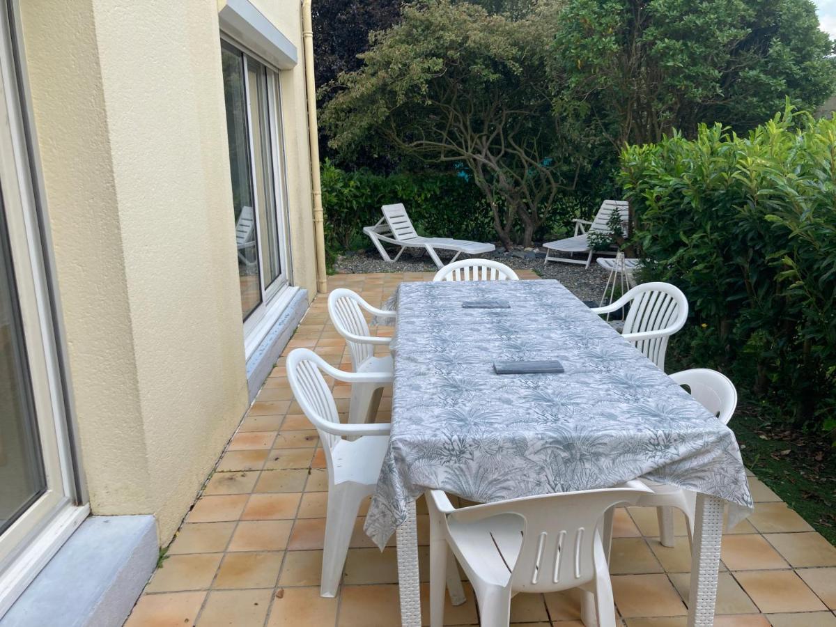Maison Familiale Dans Une Rue Paisible Gouville-sur-Mer Екстер'єр фото